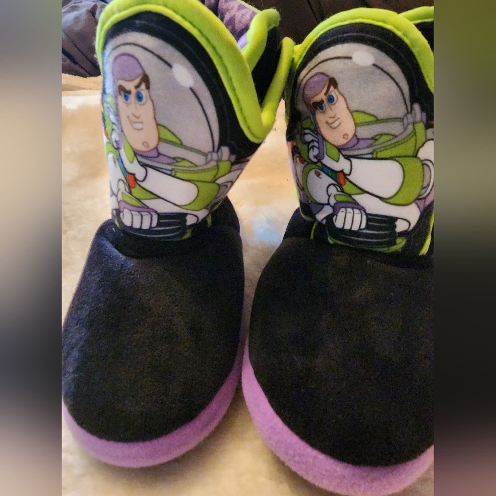 Boys buzz light year slippers